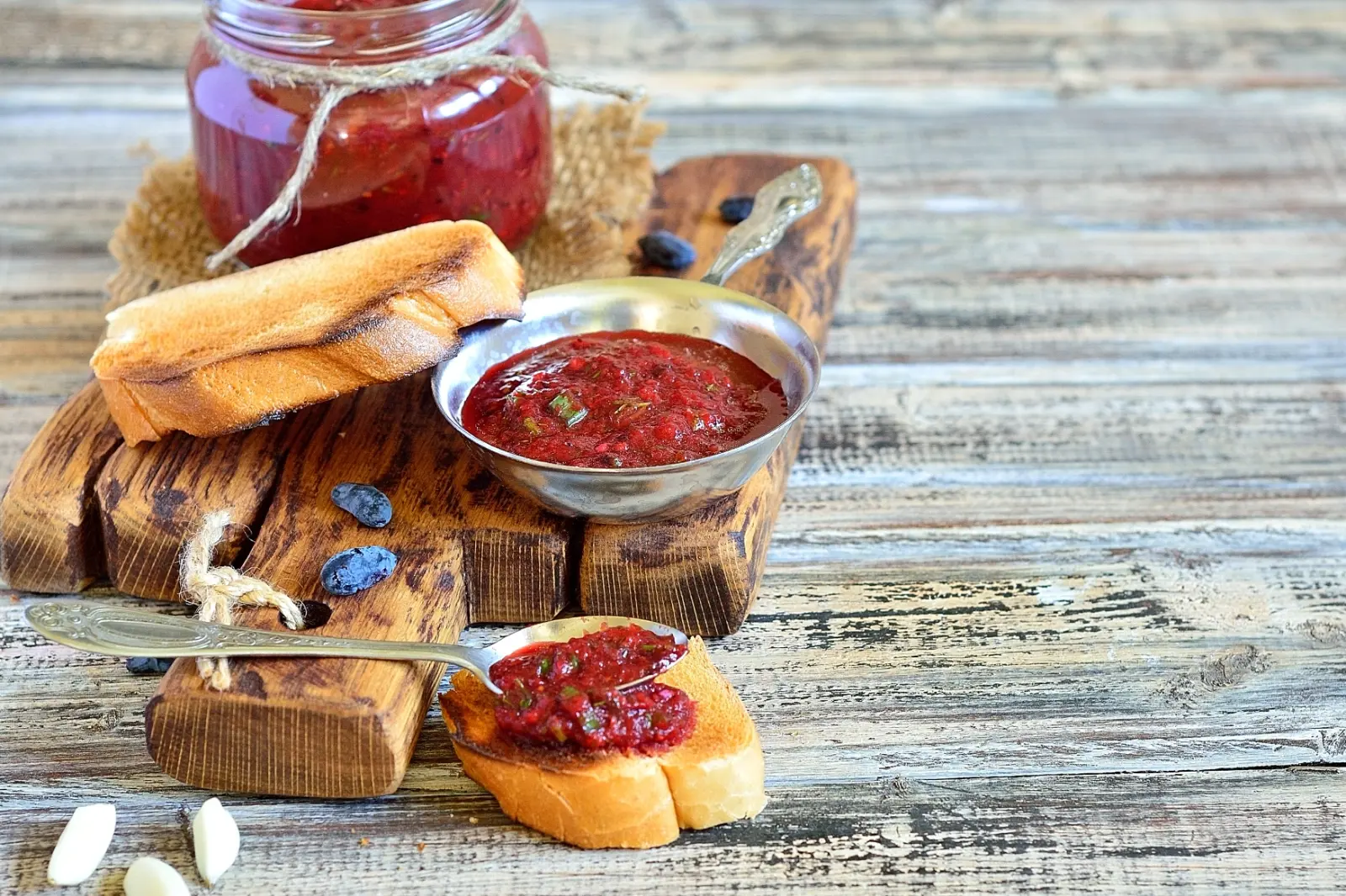 Tatlı Biber Salçaları